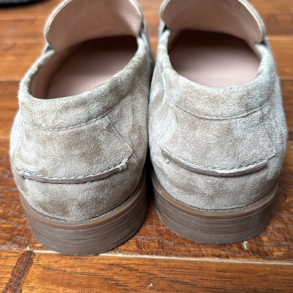 Cole Haan Women’s Stassi Suede Chain Loafers, size 9 - Picture 7 of 9